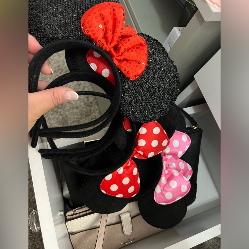Minni mouse party ears (8)
